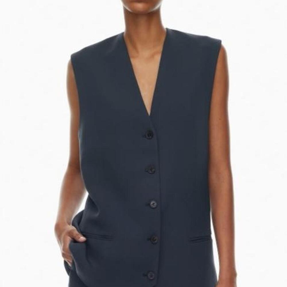 New aritzia agency dark navy vest blazer small